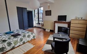 Chambre Dans Maison De Ville - 2 Personnes